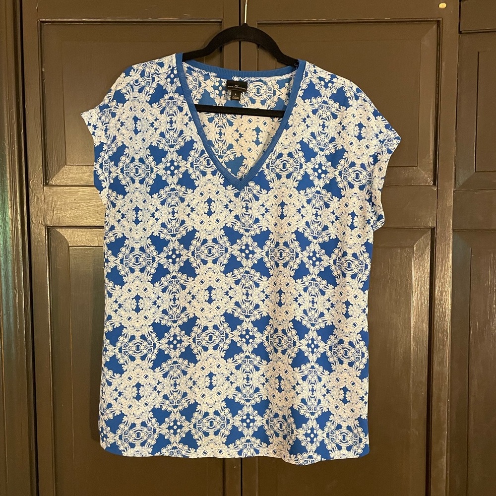 Blue/white Worthington cap sleeve top Size L